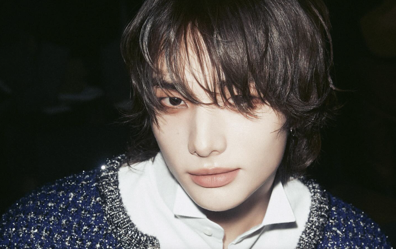 Hyunjin de Stray Kids sacude París y enciende la Fashion Week: su debut en Dior desata una nueva era de estilo global